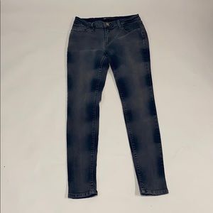 Levi’s  Ombré Legging High Rise Jeans Size 29X30